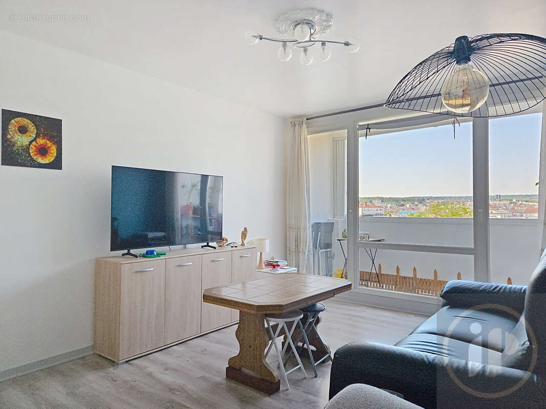 Appartement à POISSY