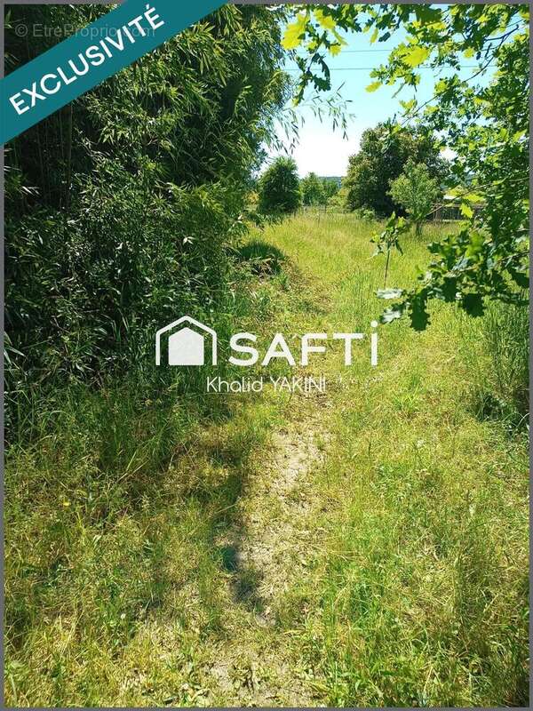 Photo 2 - Terrain à LIMETZ-VILLEZ