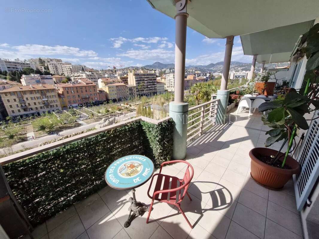 Appartement à NICE