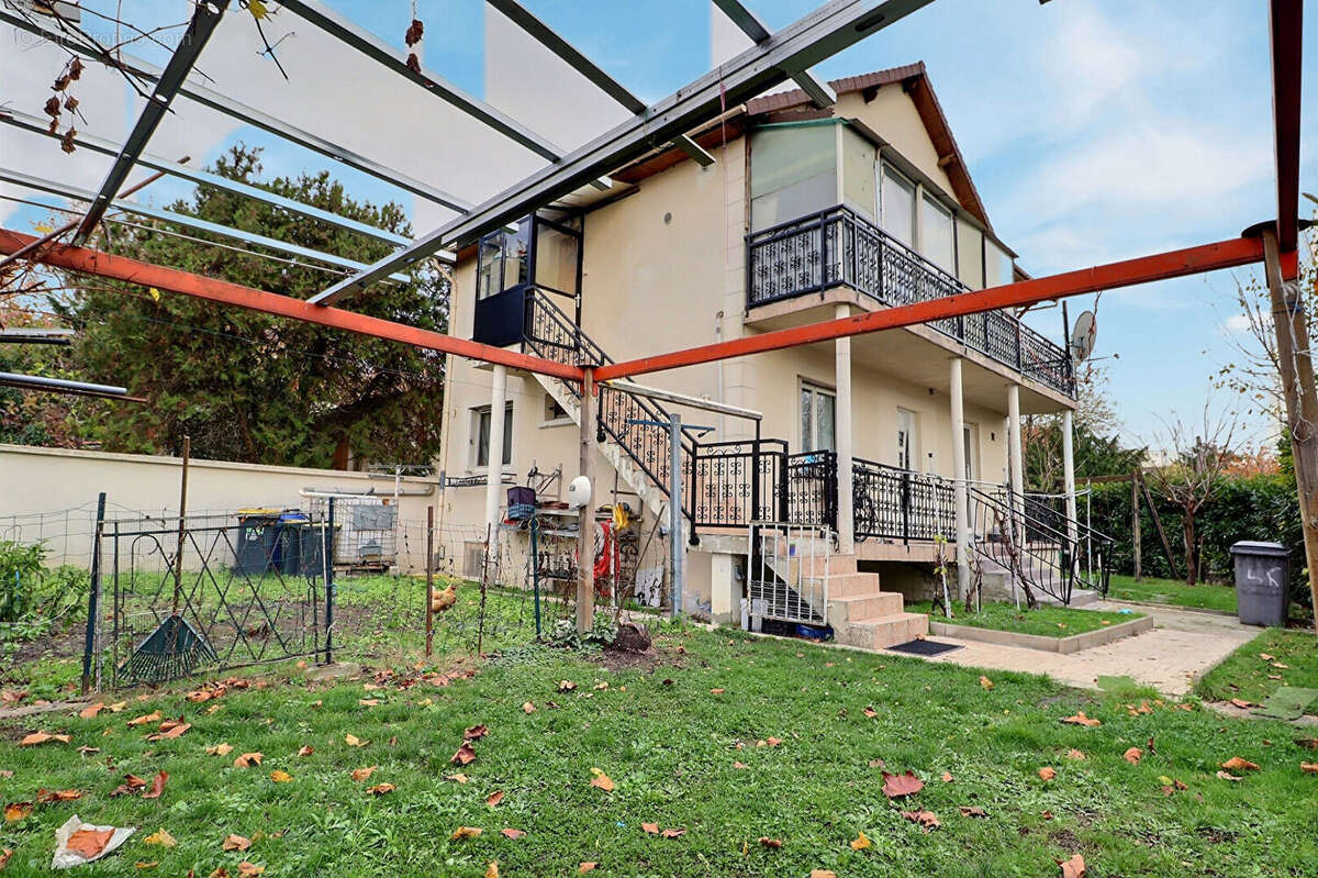 Maison à SAINT-DENIS