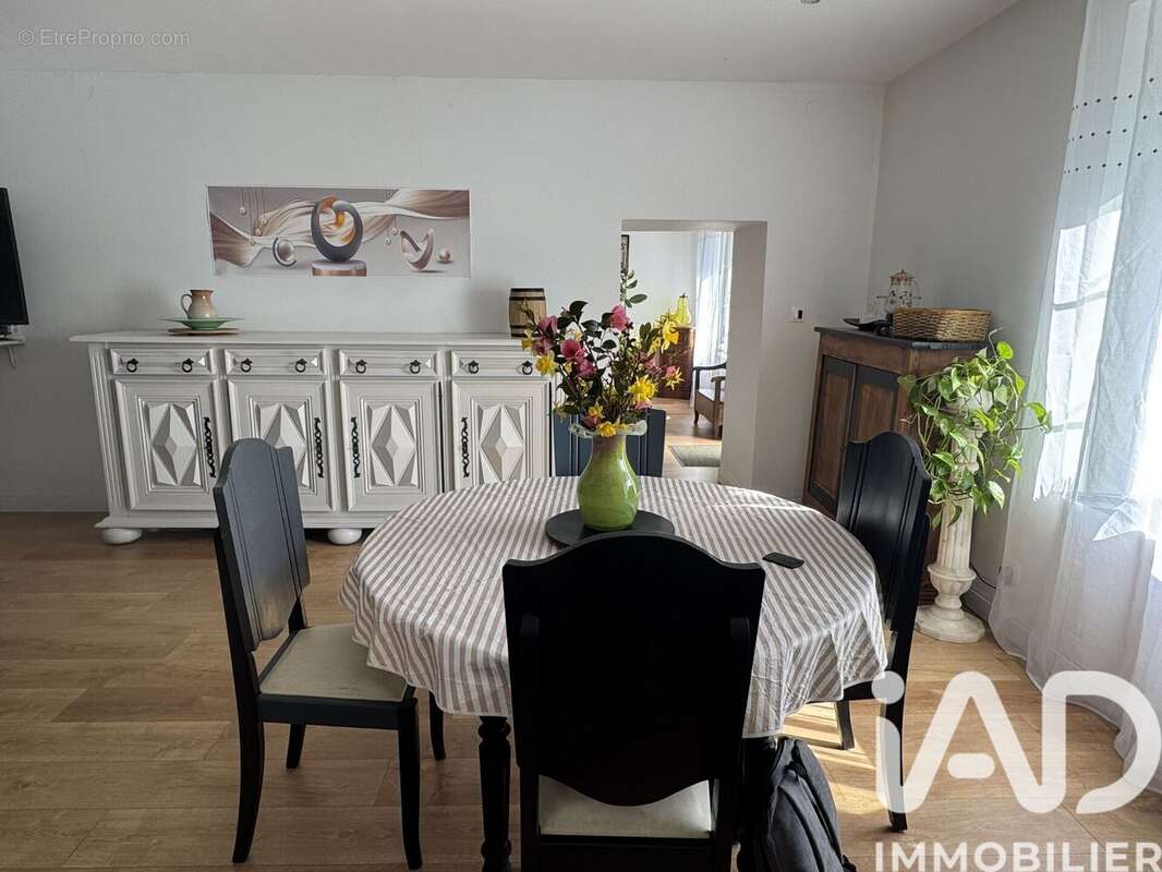 Photo 3 - Maison à LA PORCHERIE