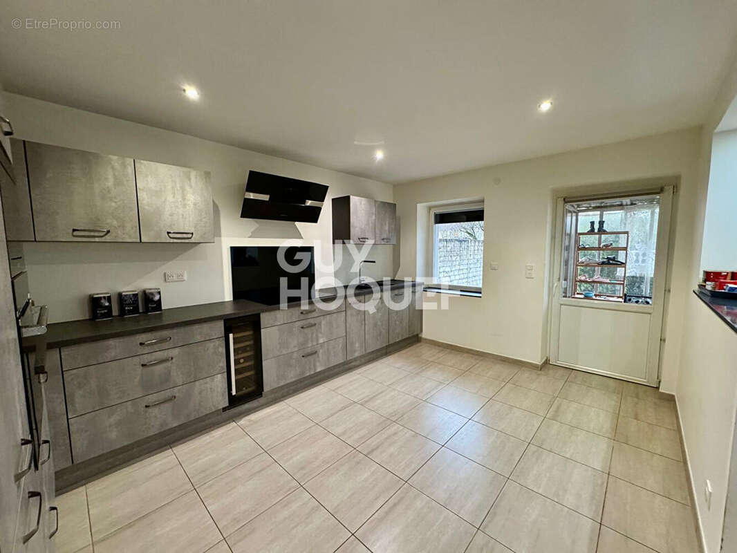 Maison à NEUVES-MAISONS