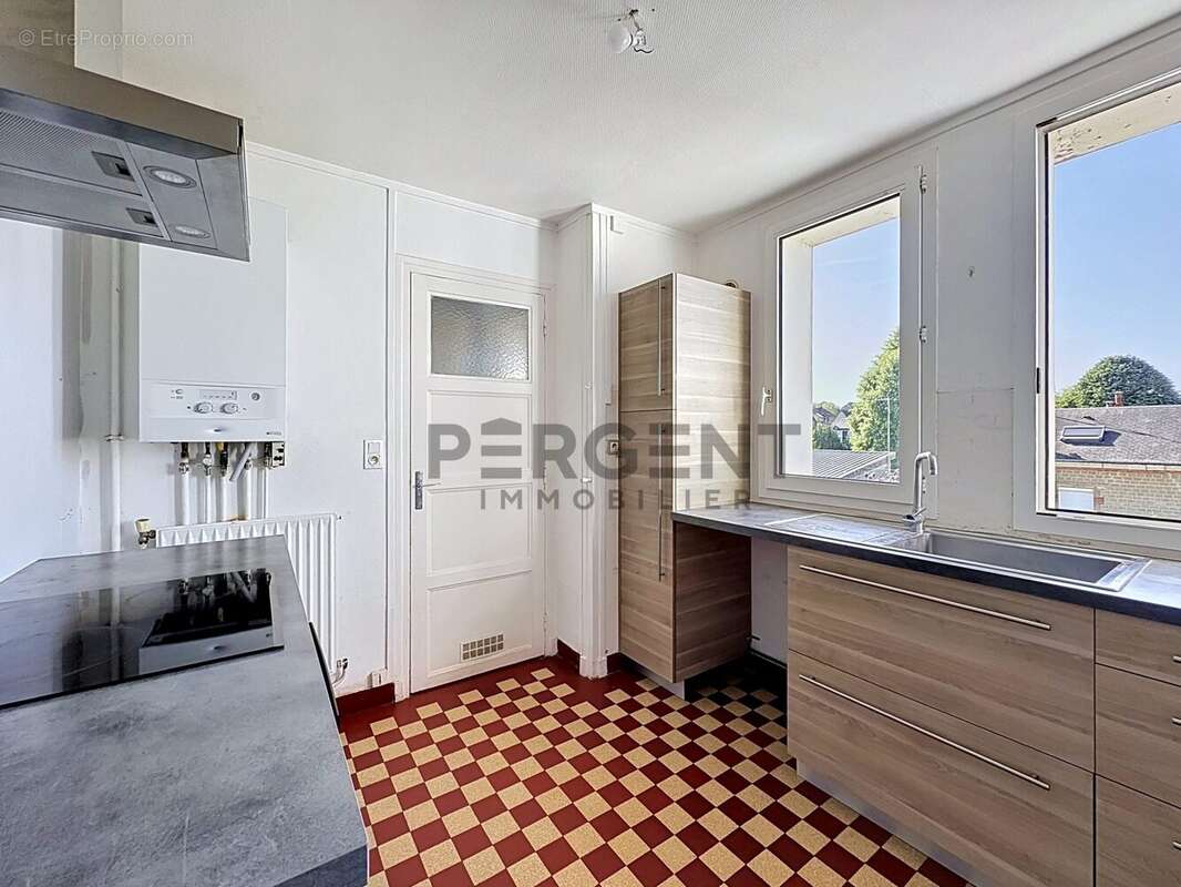 Appartement à CHARLEVILLE-MEZIERES