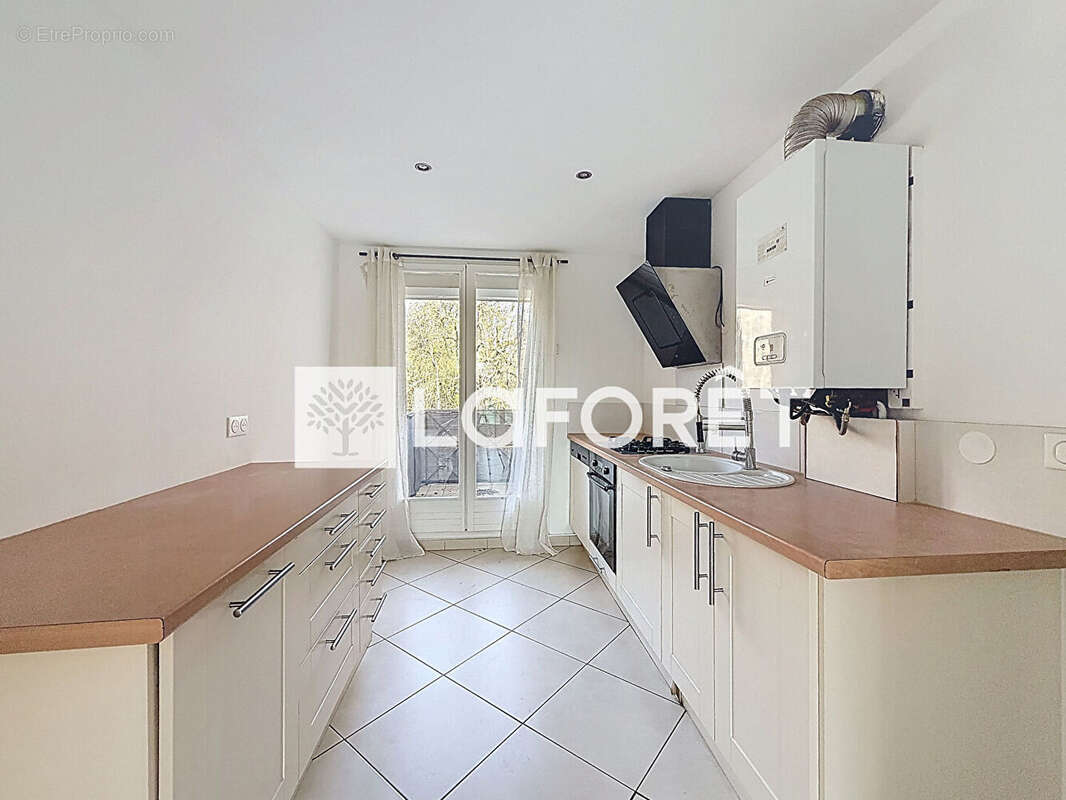 Appartement à MOISSY-CRAMAYEL
