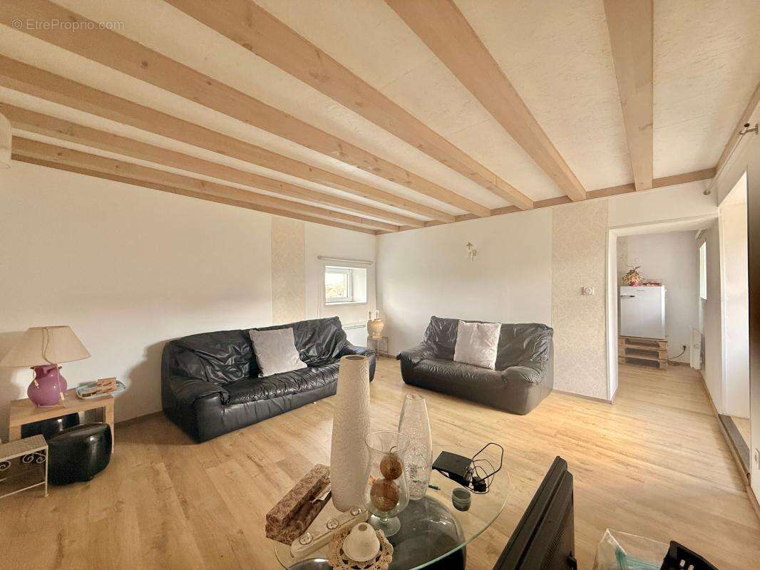 Maison à FLAGEY-LES-AUXONNE