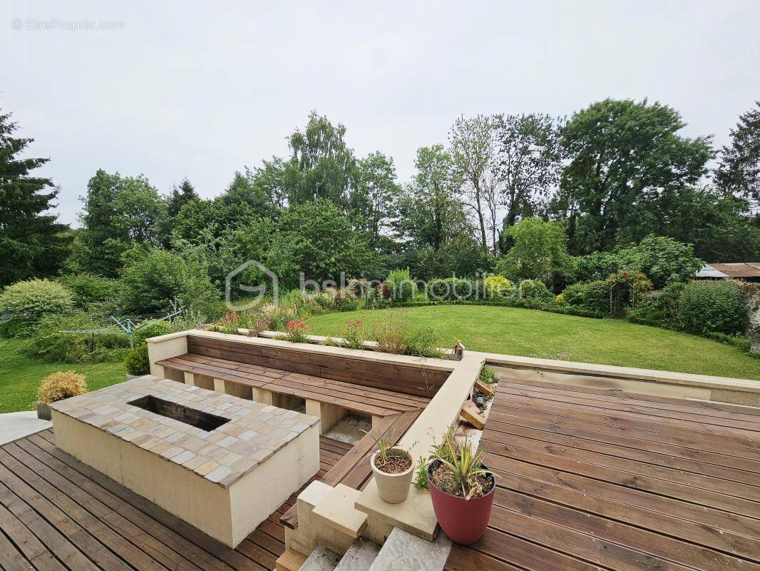 Maison à COULOMMIERS