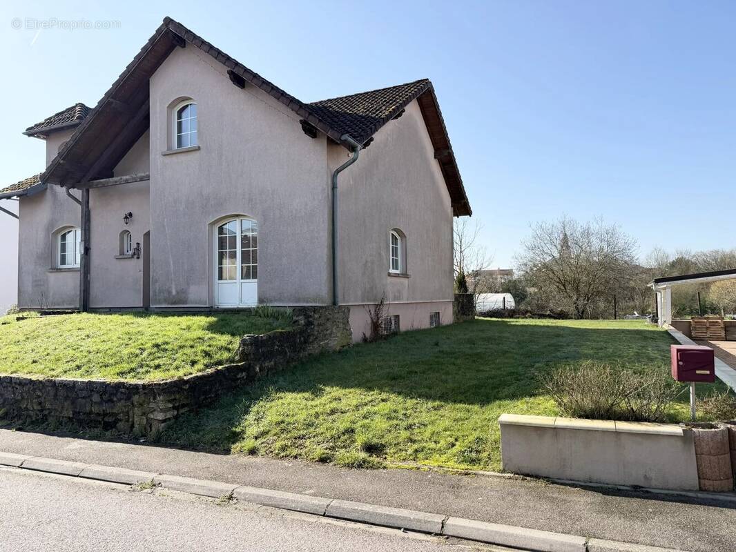 Maison à TETING-SUR-NIED