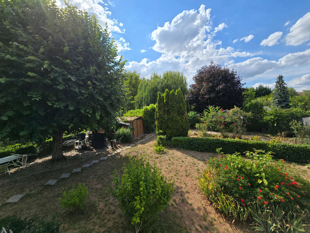 Maison à CUSSET