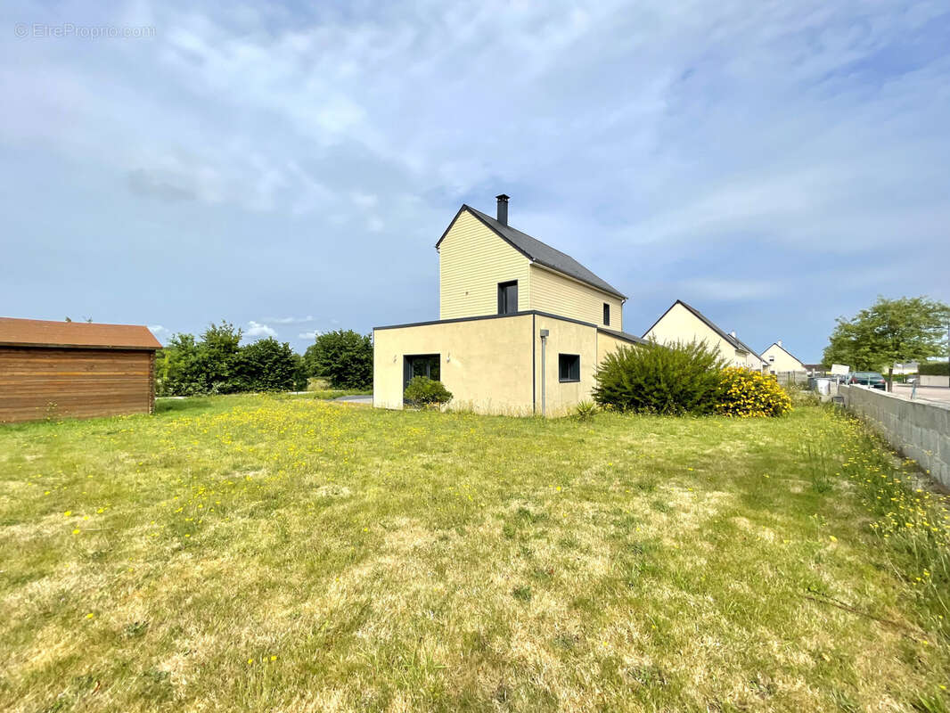 Maison à URVILLE