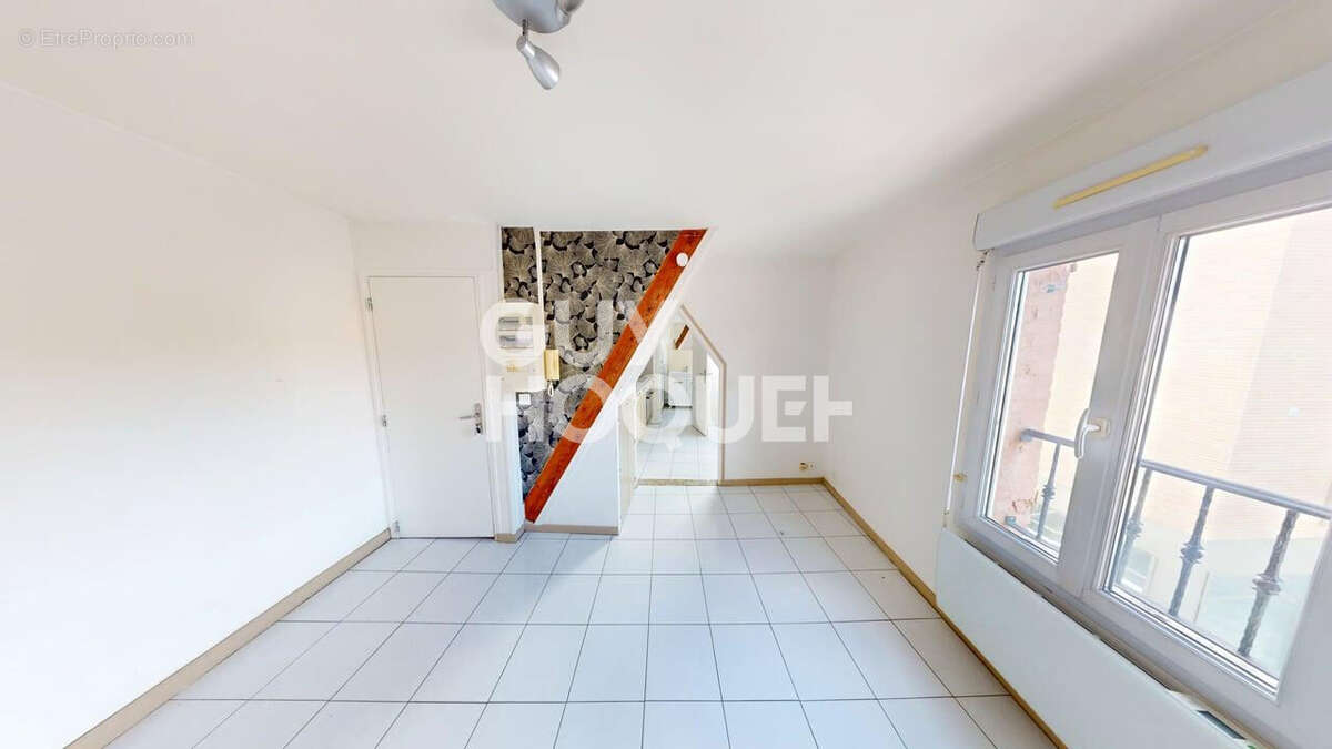 Appartement à MAGENTA