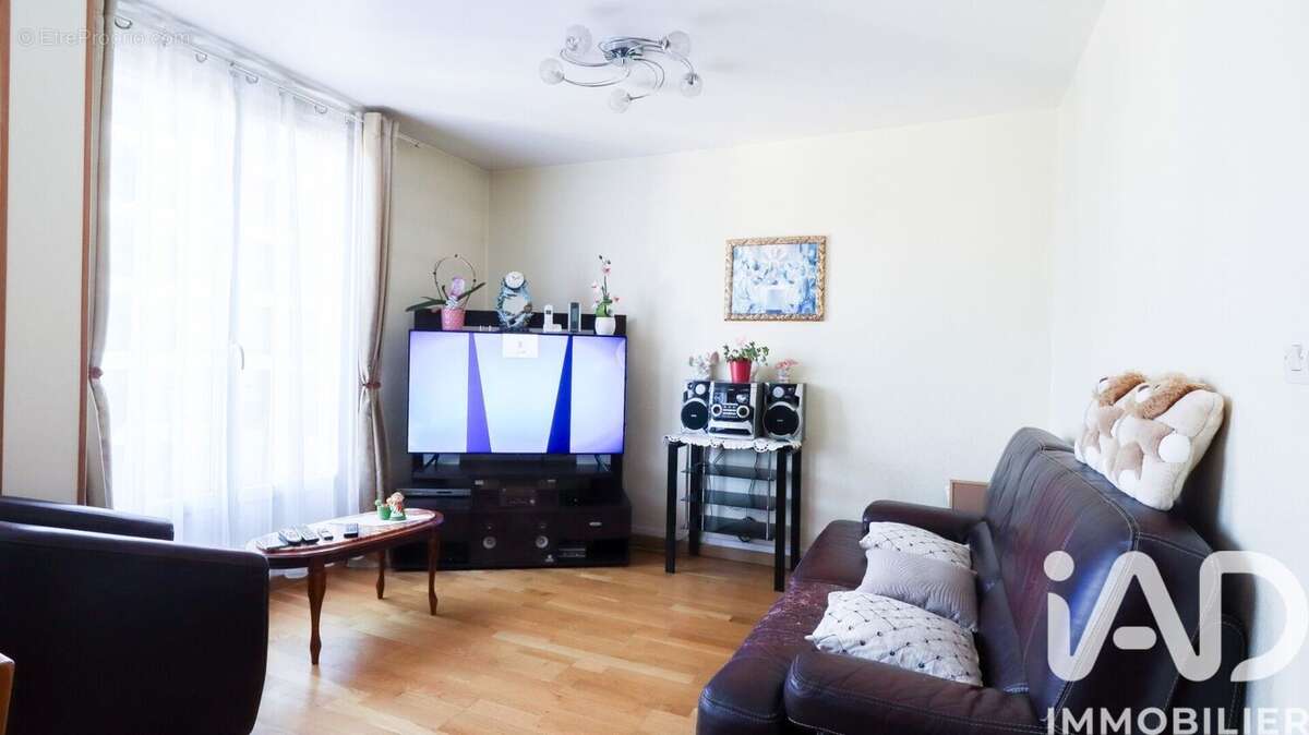 Photo 2 - Appartement à VITRY-SUR-SEINE
