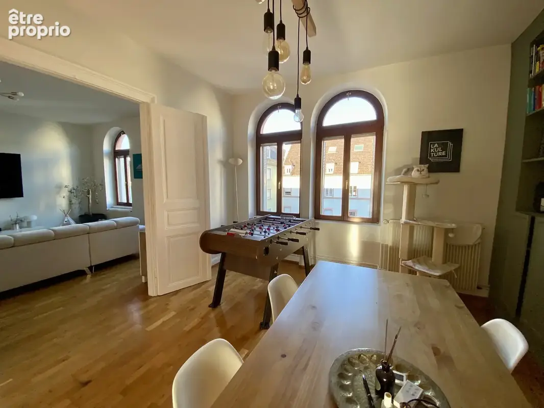 Neudorf, Place du Marché   Appartement de caractère de 115 m2 dans un bel immeuble classé du XIXe siècle - photo 3