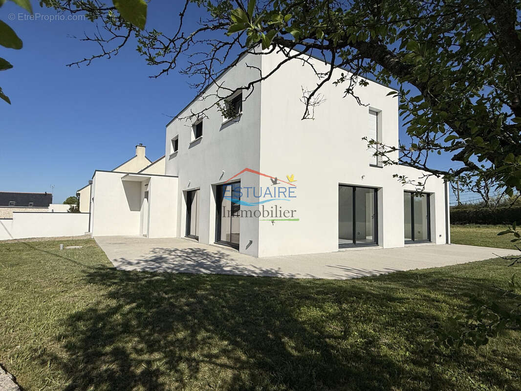 Maison à MALVILLE