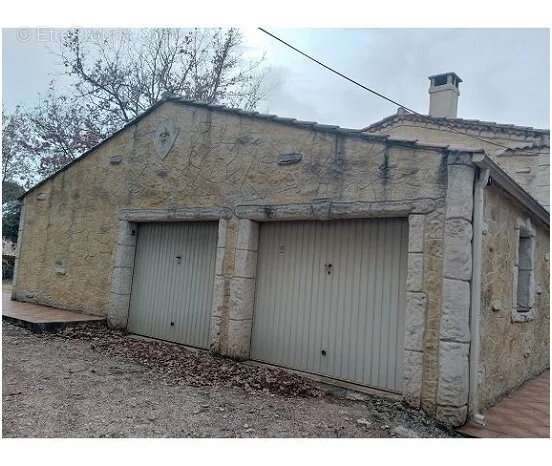 Maison à CAMPS-LA-SOURCE