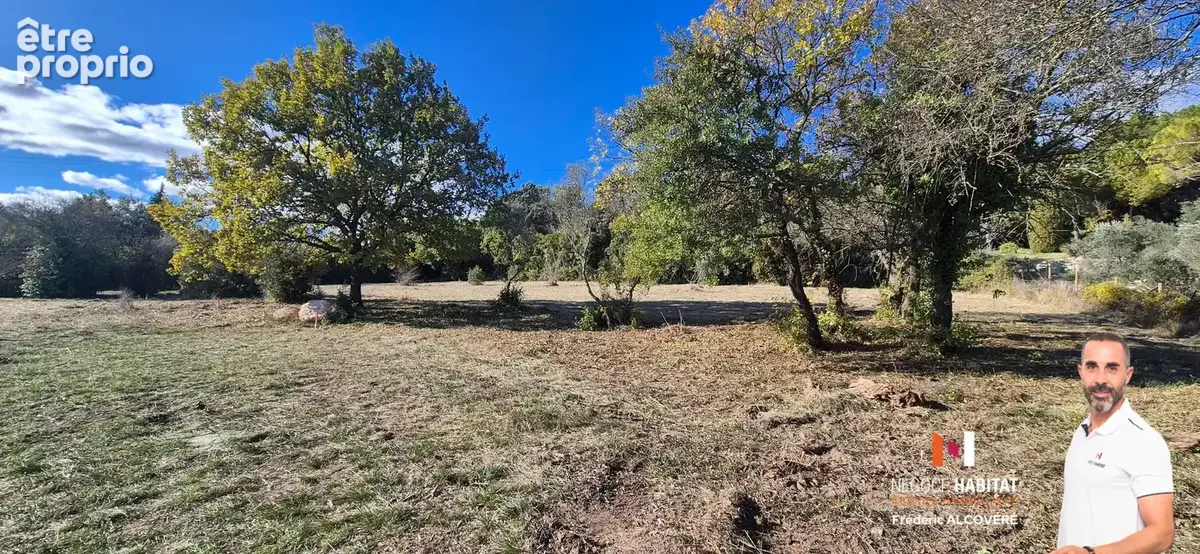 Sommieres sur les hauteurs magnifique terrain à bâtir de 334m2 viabilisé avec vue dégagée - photo 2