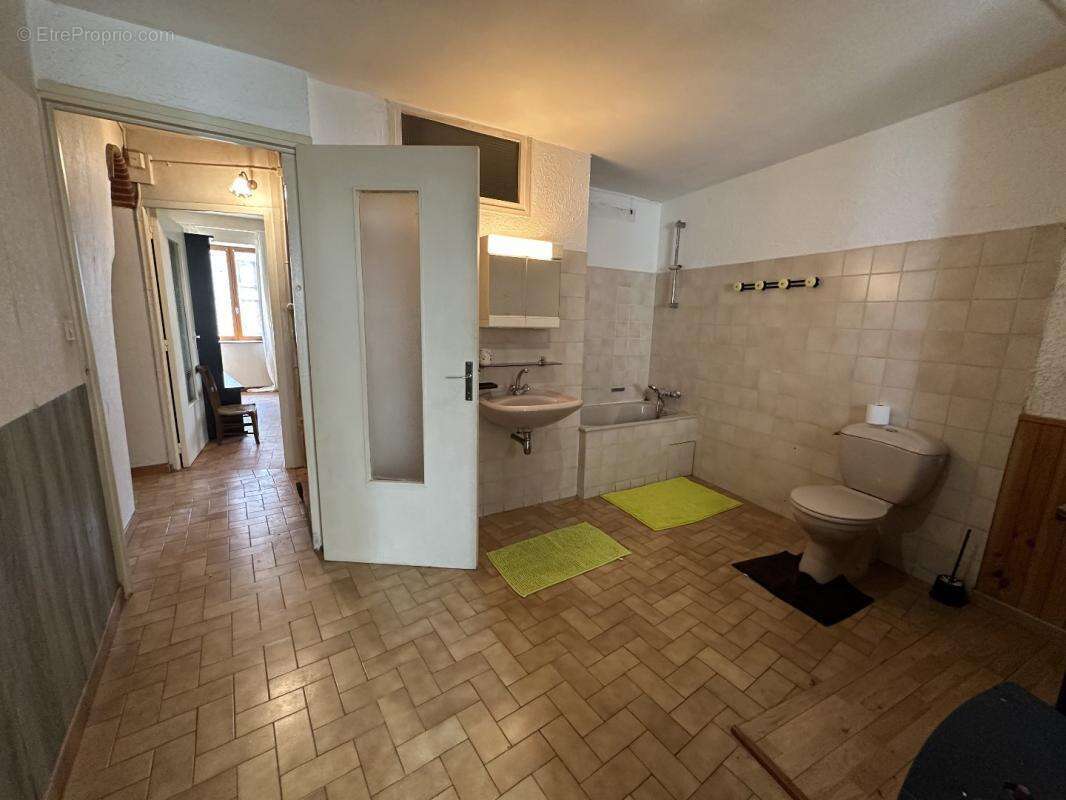 Maison à CAUNES-MINERVOIS