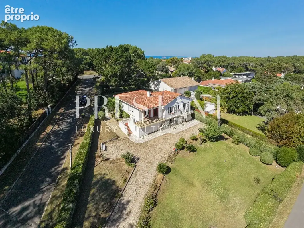 Exlusivité - Anglet Chiberta - Propriété emblématique à quelques pas des plages - photo 3