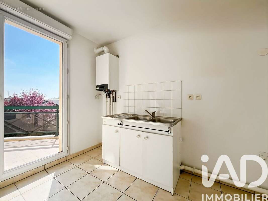 Photo 4 - Appartement à BRIE-COMTE-ROBERT