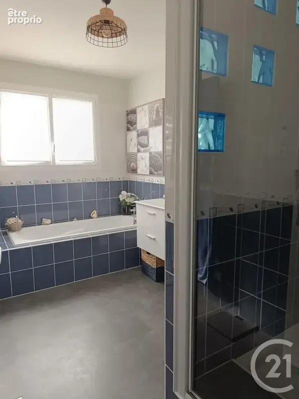 Maison 144 m² à Bayas  - photo 5