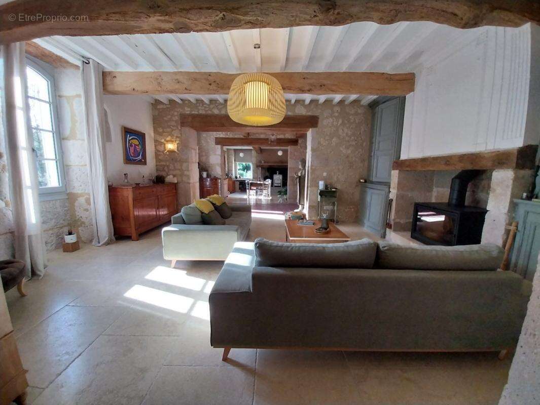Maison à LA ROMIEU
