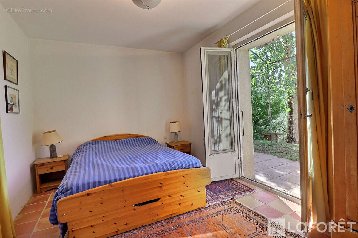 Maison à COLLOBRIERES