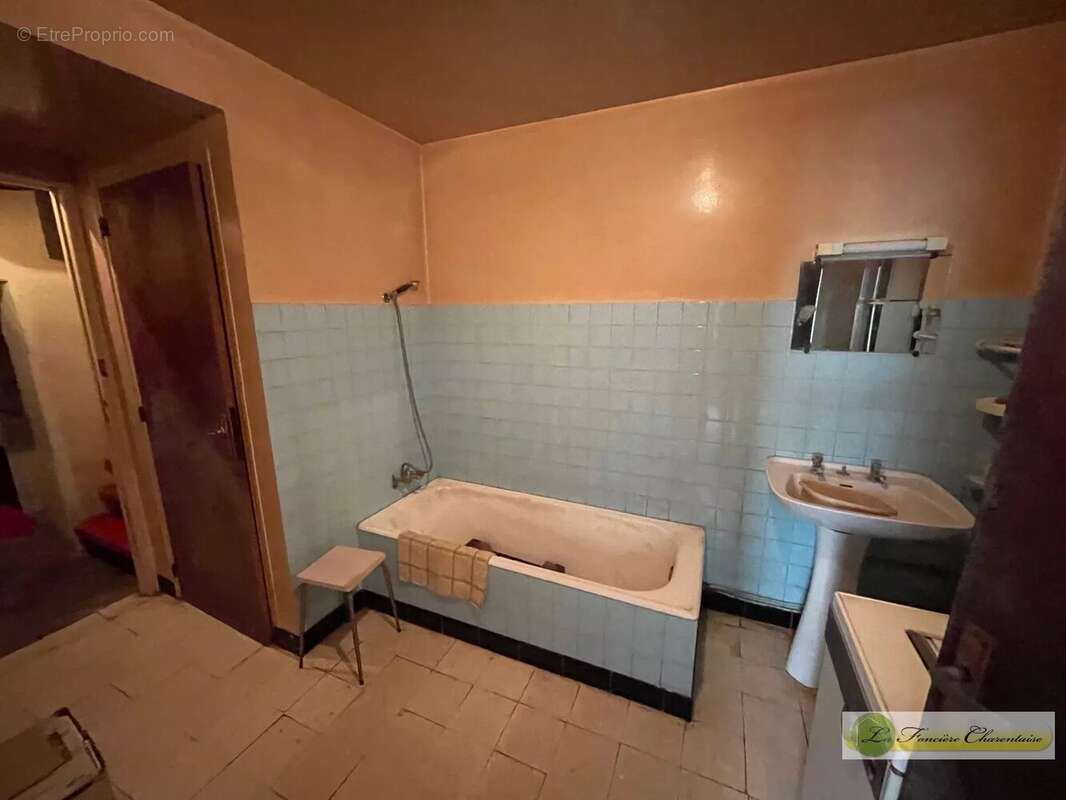 Maison 103 m² à Verdille  - photo 12