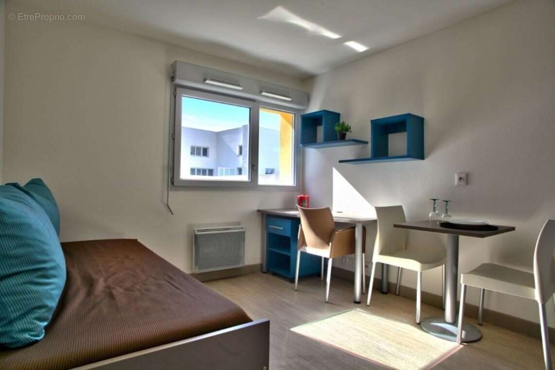 Appartement à MARSEILLE-3E