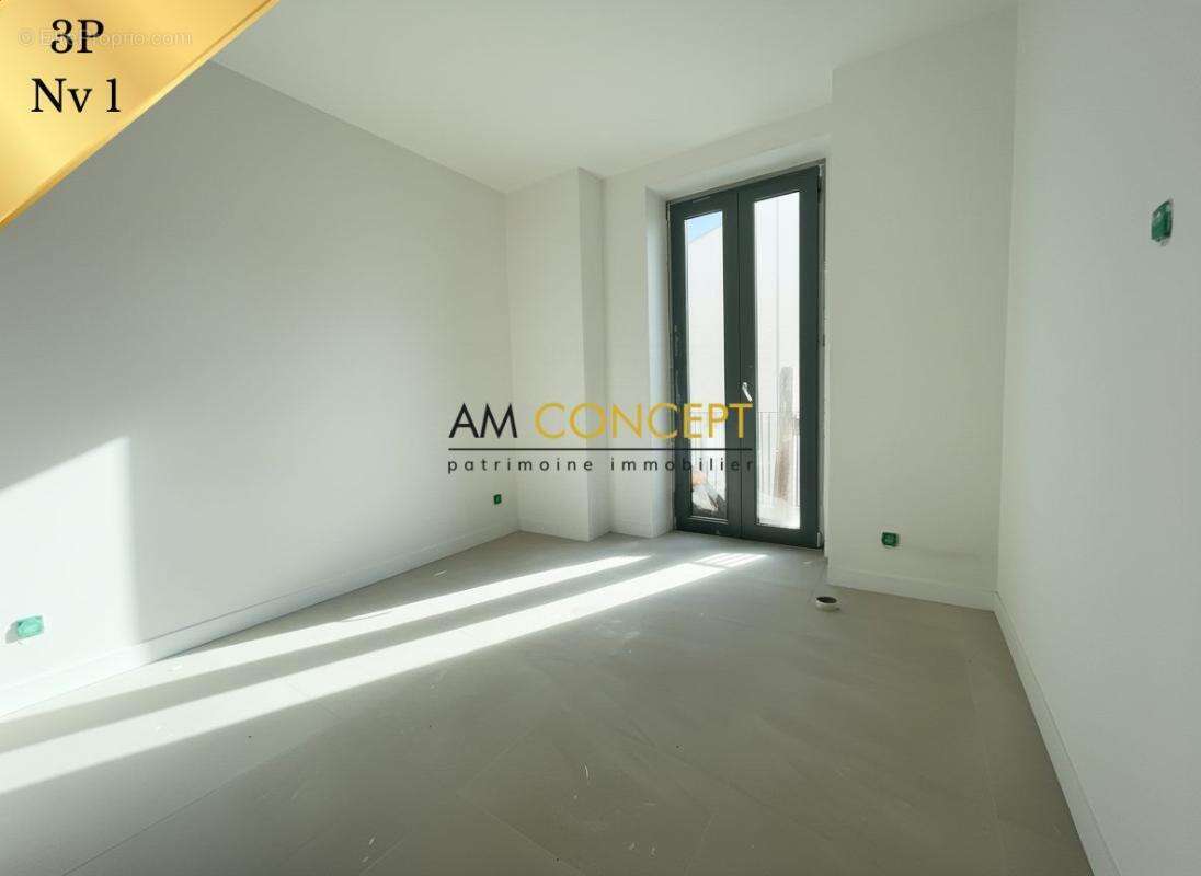 Appartement à LA TURBIE