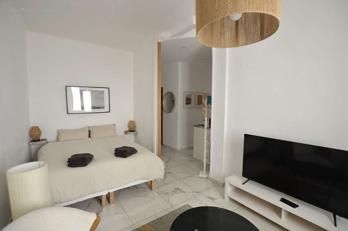 Appartement à MARSEILLE-7E