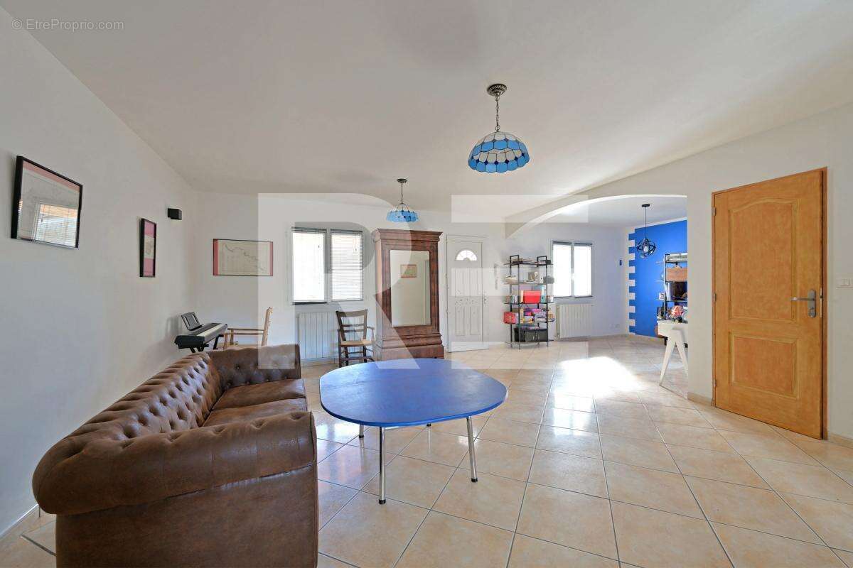 Maison à SAINT-GENIES-DE-MALGOIRES