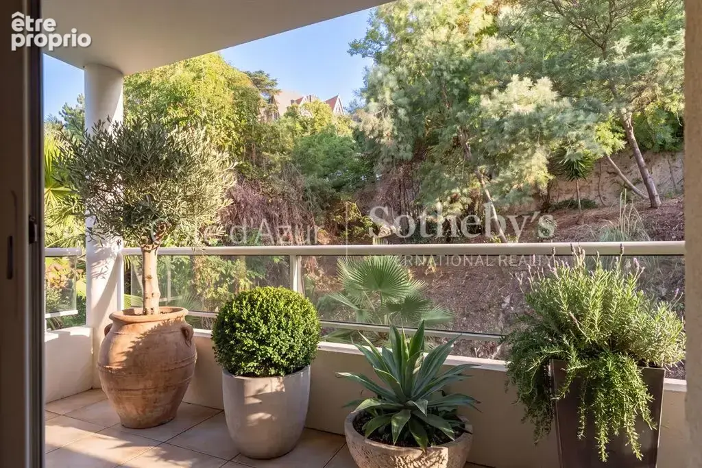 Cannes Californie, appartement 4 pièces avec grande terrasse et vue mer à proximité de la Croisette - photo 13
