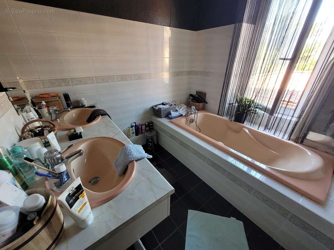 Maison à SALLES-D&#039;AUDE