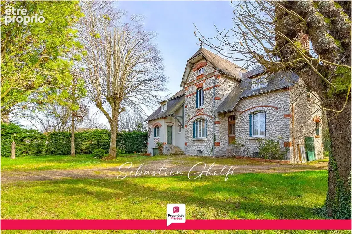 belle maison bourgeoise avec parc arboré d'environ 3600 m² - photo 2