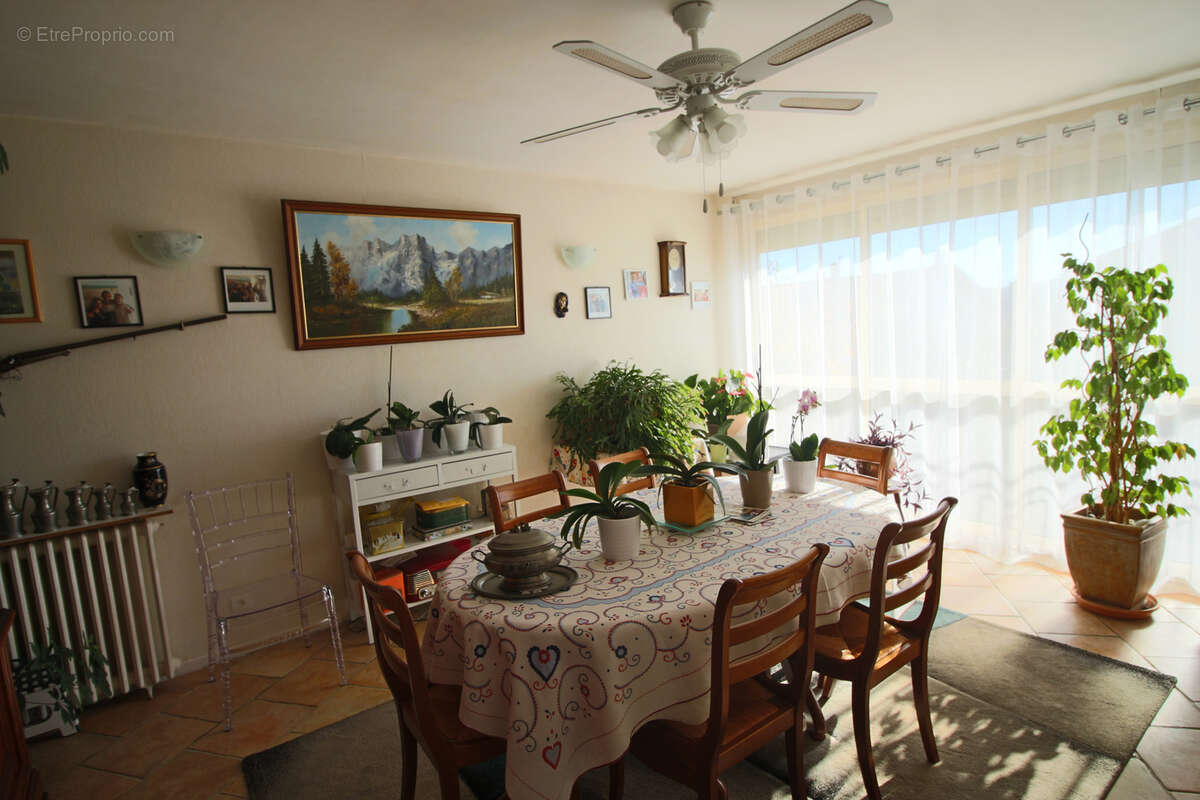 Maison à PUY-L'EVEQUE