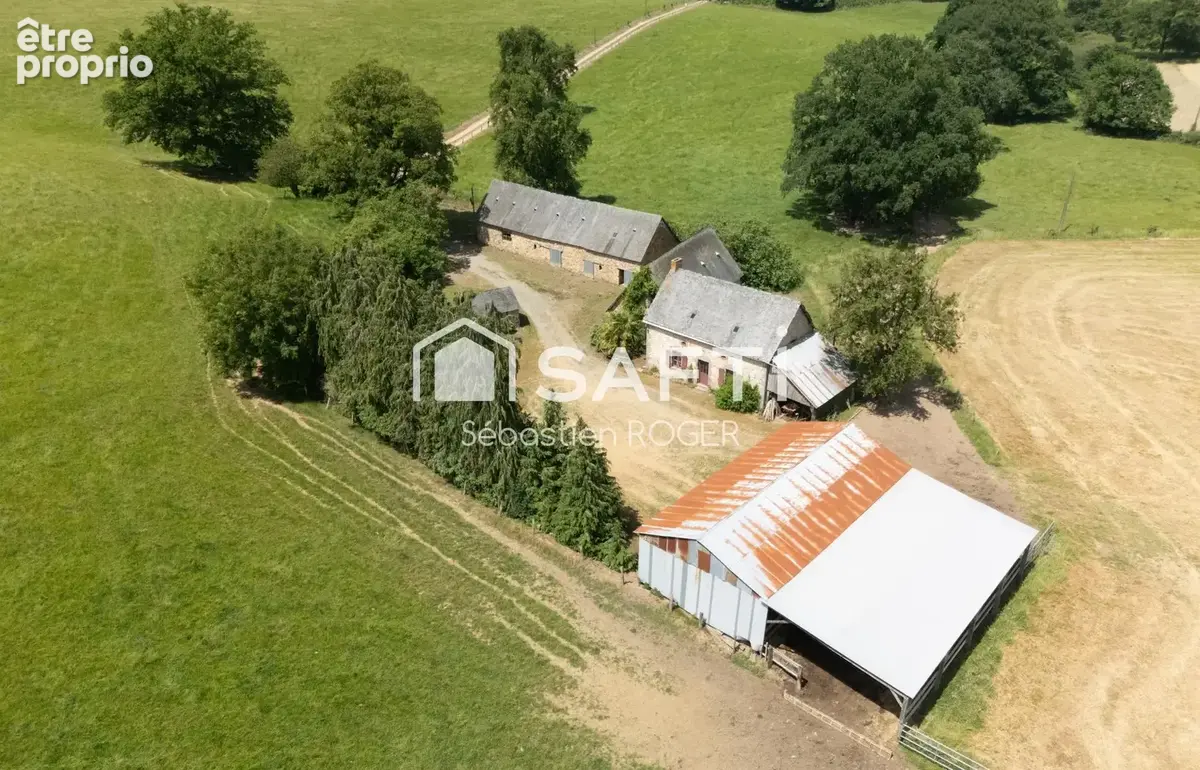 Photo 1 - Maison à SAINT-GEORGES-BUTTAVENT