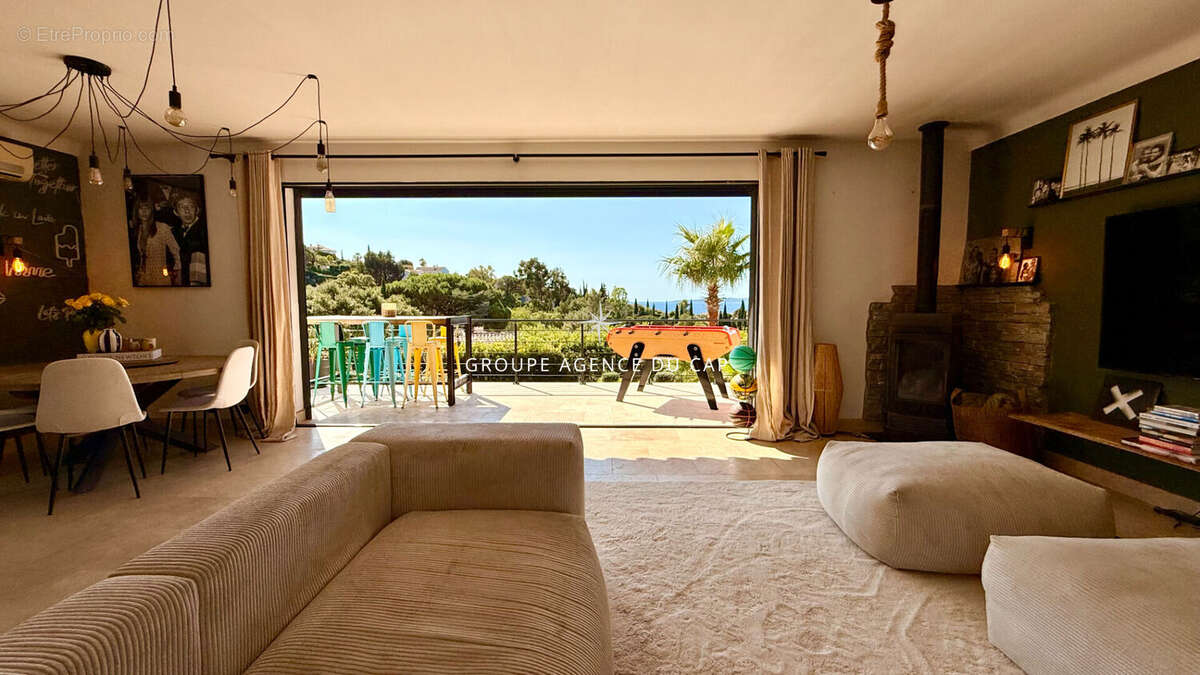 Maison à LES ISSAMBRES