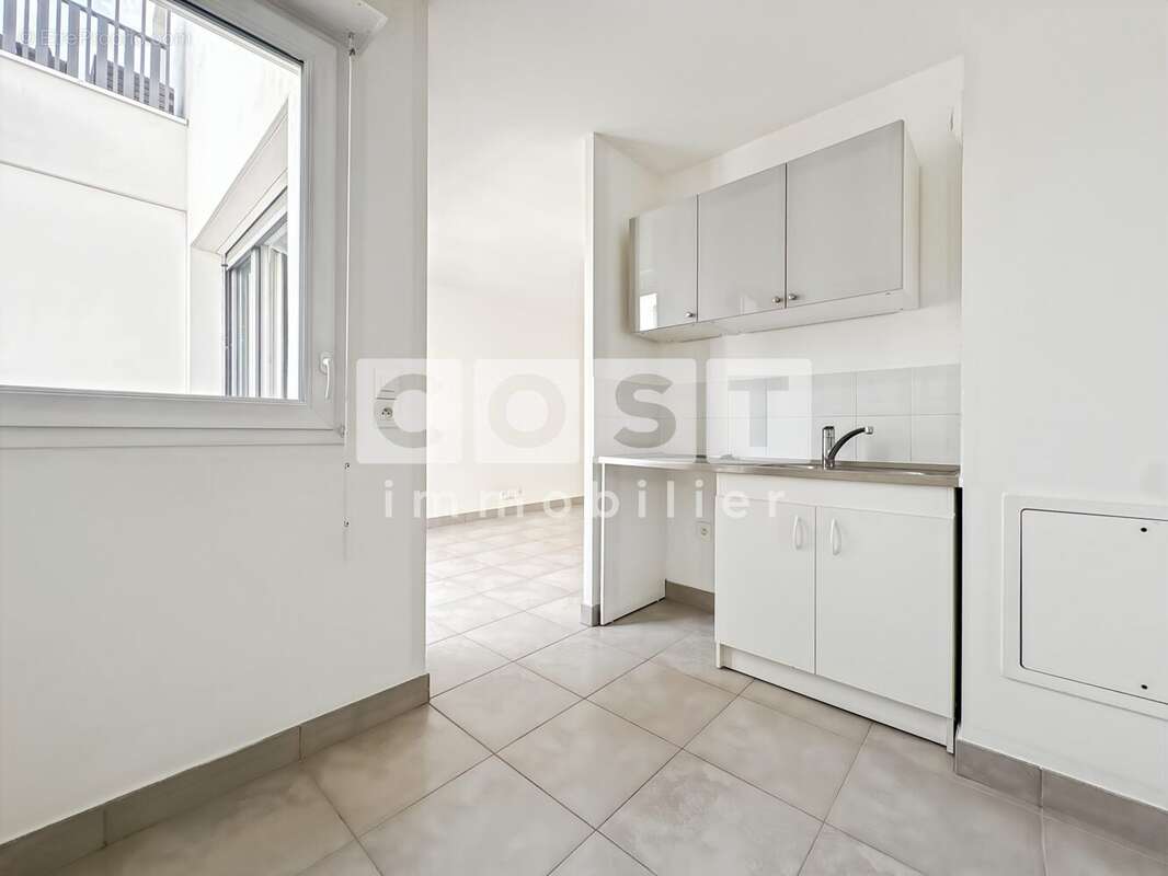 Appartement 45 m² à Asnieres-Sur-Seine  - photo 2