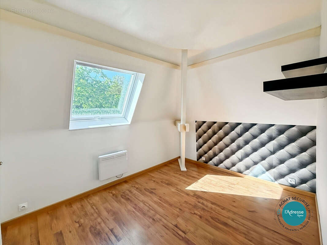 Appartement à NOISY-SUR-ECOLE