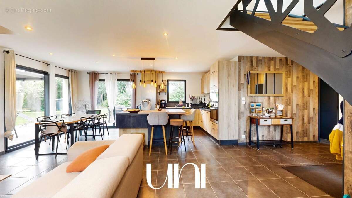 Maison 5 pièces 102 m² avec grand terrain - photo 6