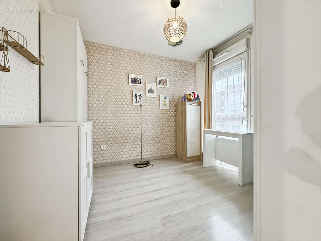 Appartement à ROSNY-SOUS-BOIS
