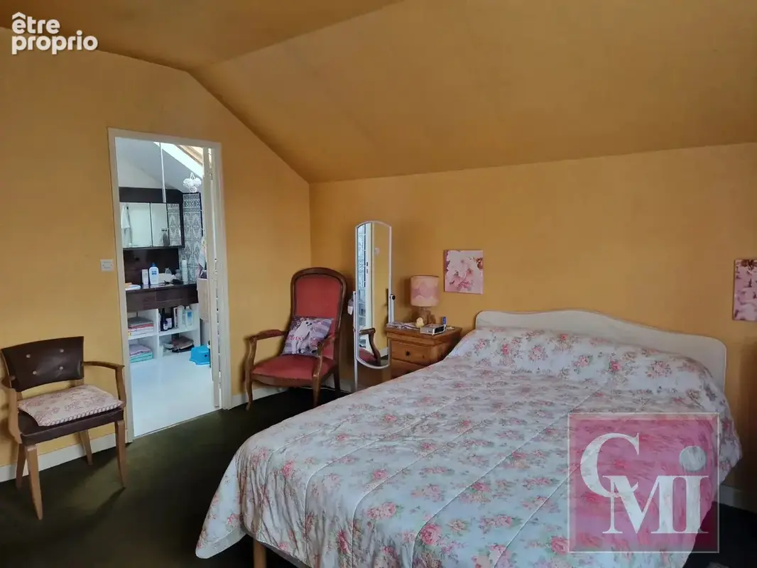Jolie maison avec vu dégagée (4 chambres) et 385m2 de terrai - photo 8