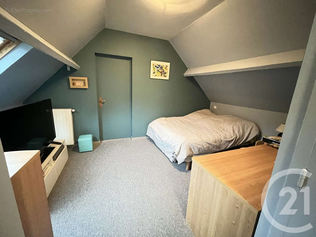 Maison à LA CHAPELLE-REANVILLE