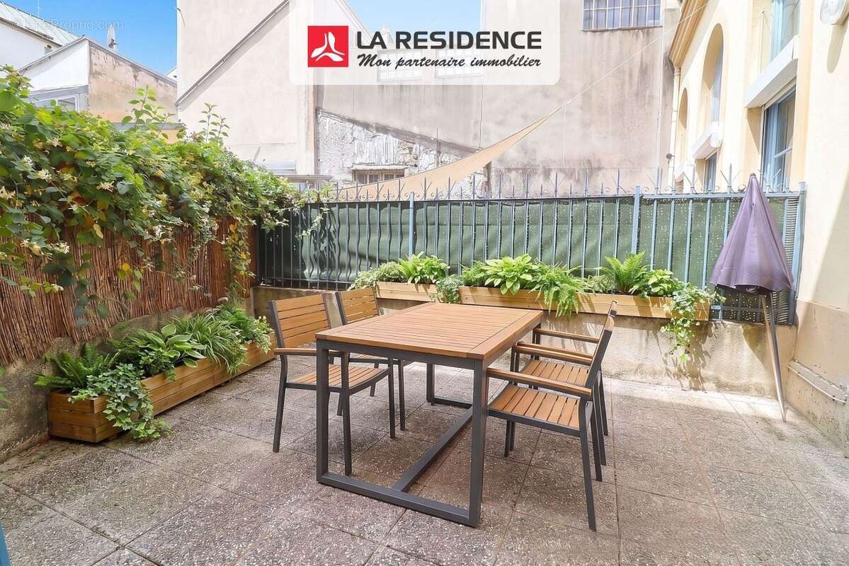 Appartement 112 m² à Versailles  - photo 2
