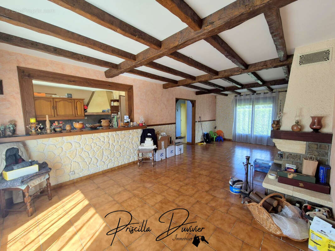 Maison à SAINT-SULPICE