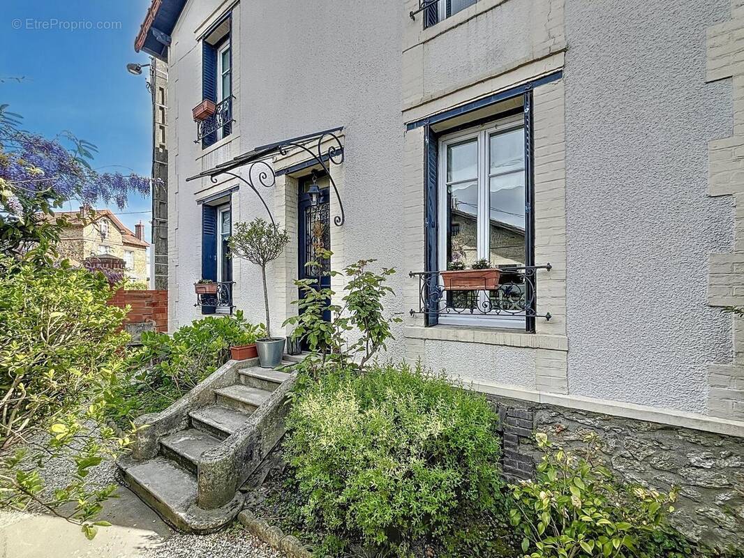 Photo 1 - Maison à HOUILLES