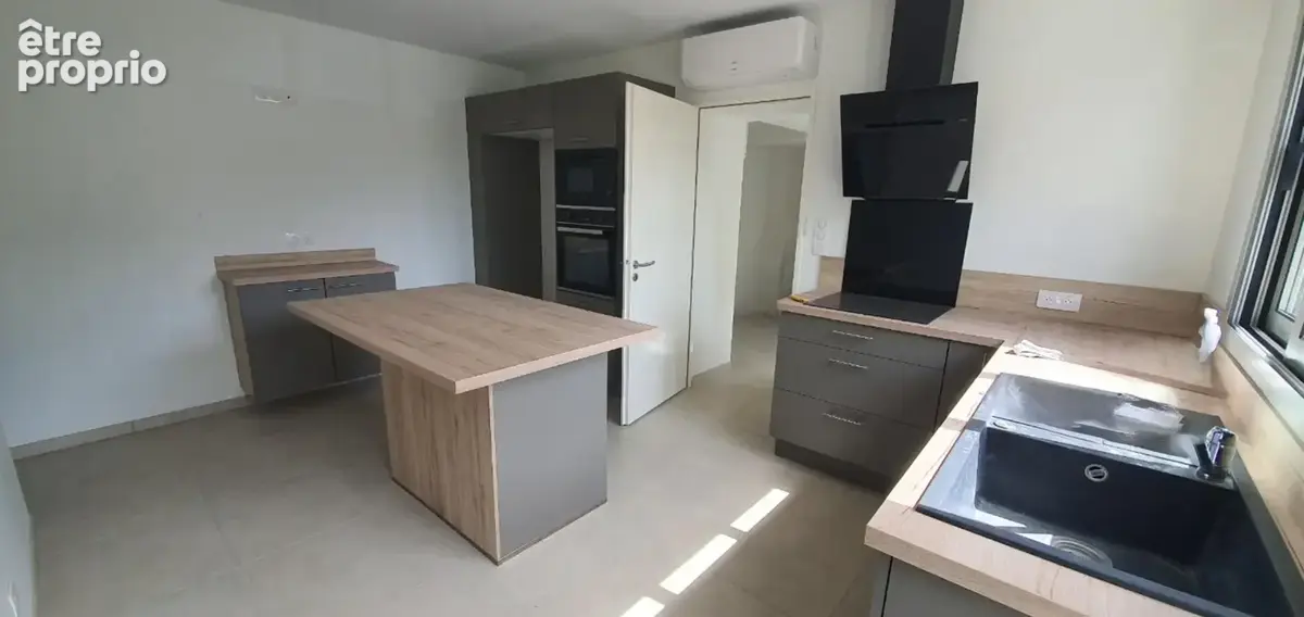 Maison 162m² à saint-laurent-de-la-prée - photo 4
