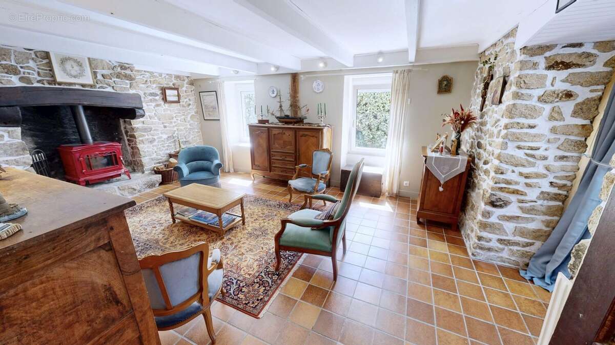 Maison 168 m² à Saint-Thonan  - photo 7