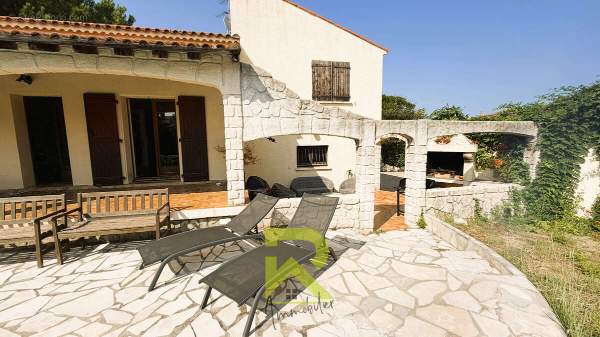 Florensac villa familiale  5 chambres - photo 8