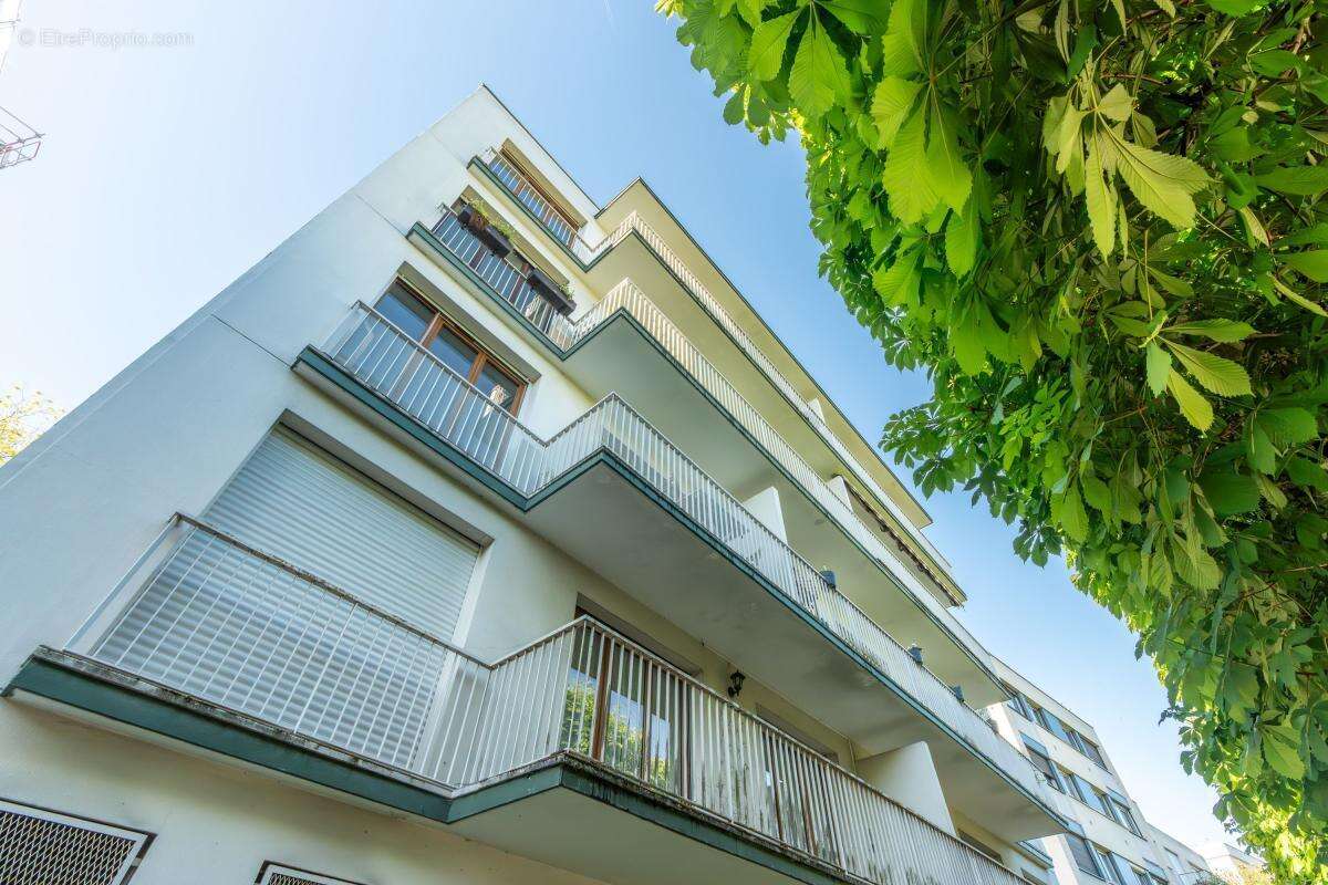 Appartement à SAINT-MAUR-DES-FOSSES