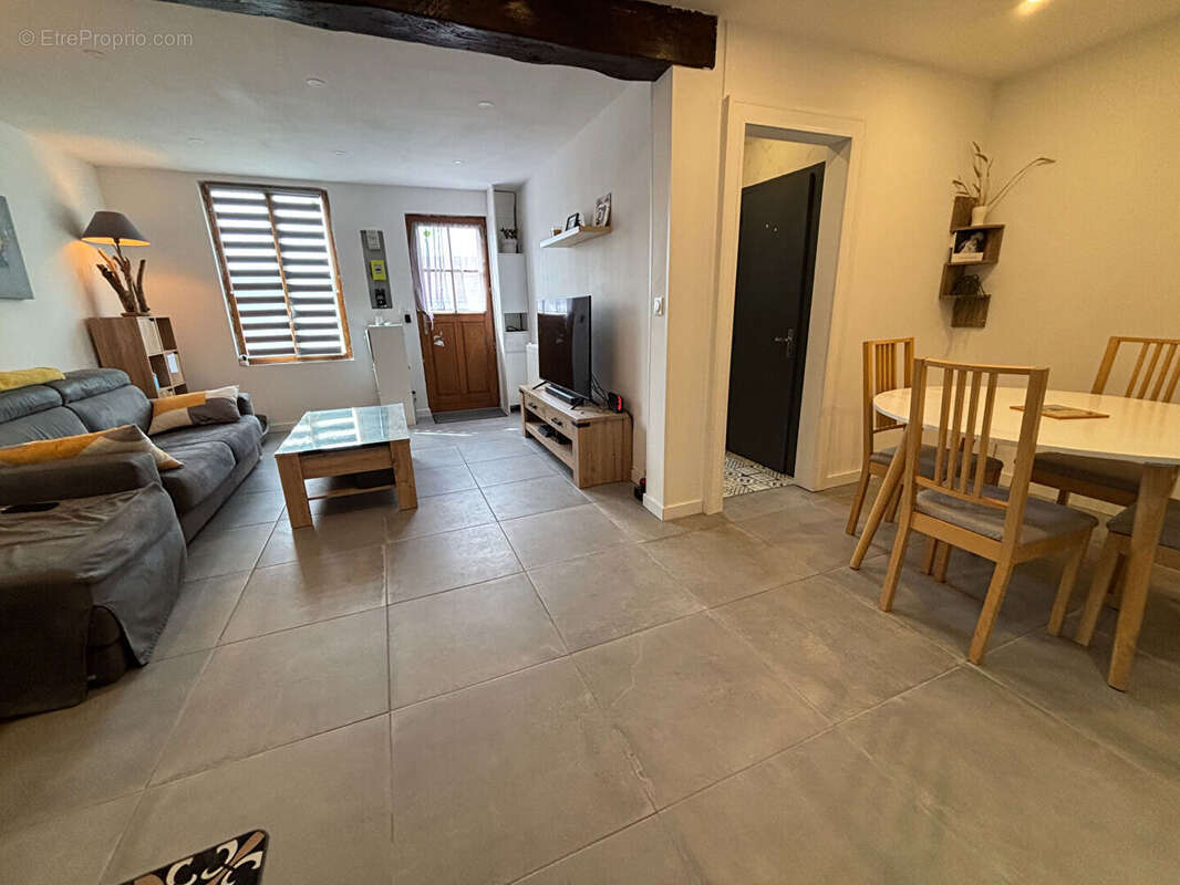 Maison à ROCHY-CONDE